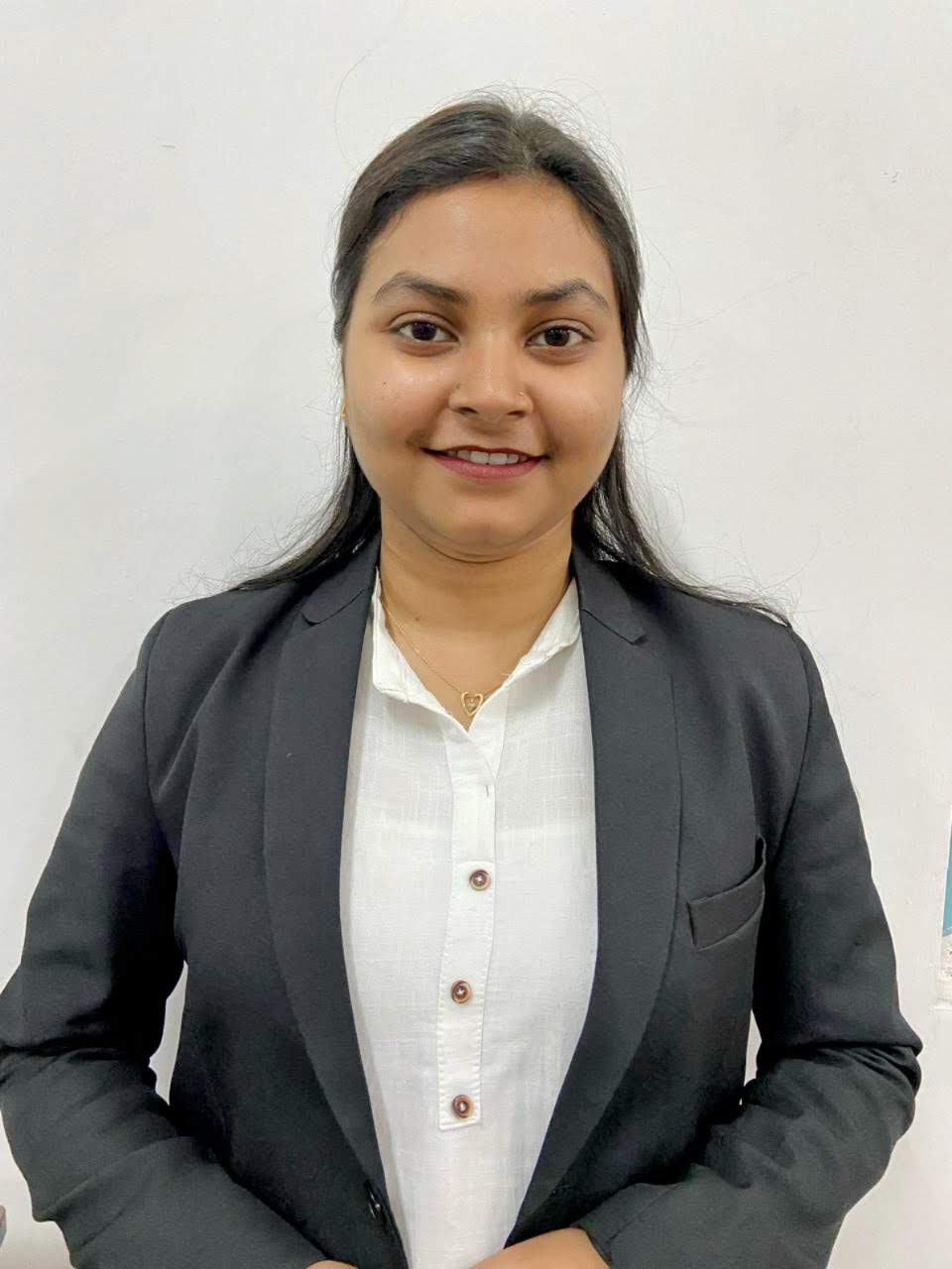 Adv. Sneha Roy, Advocate